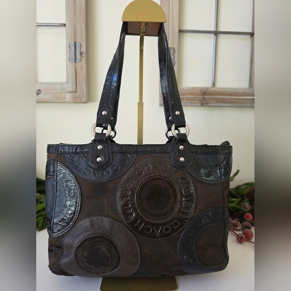 Coach Circle Patchwork Y2K East-West Tote Mixed Leathers - Picture 10 of 15